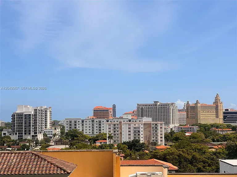 888 S Douglas Rd #810 — Photo 15