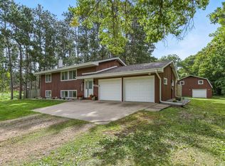 8324 177th Ln NE, Columbus, MN 55025