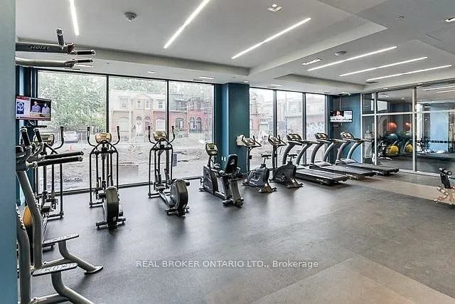 525 Adelaide St W #325 — Photo 18