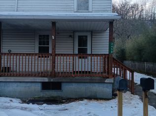 345B Riverside Dr, Smithton, PA 15479