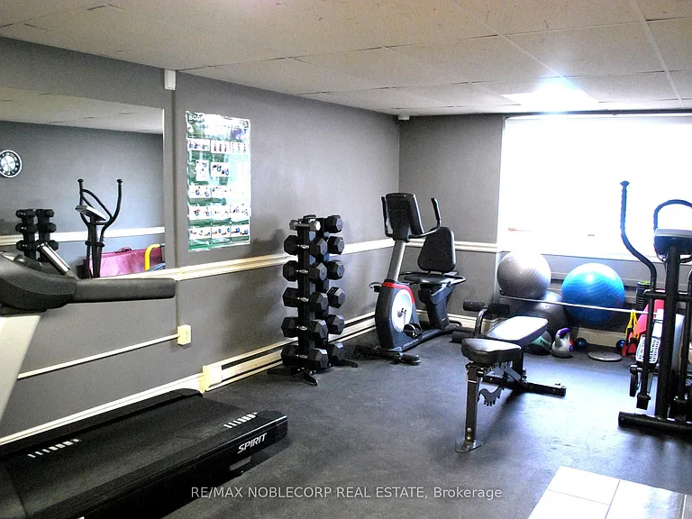 64 Benton St #901 — Photo 11