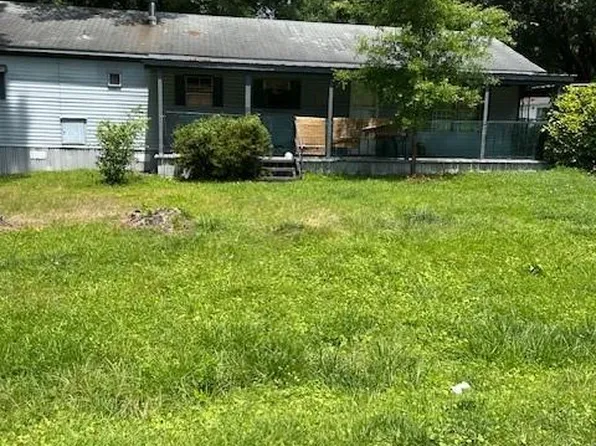 4914 Friendship Dr, Matthews, NC 28105