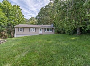 2 Belair Dr, Danbury, CT 06811