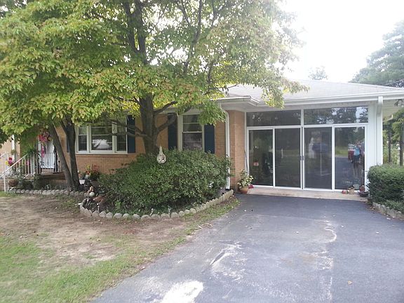 Enclosed sunporch
