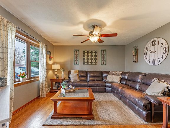 4th image of 10586 Banyan Dr