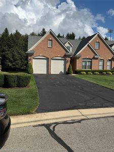 7608 Brookdale Ct, Brighton, MI, 48116