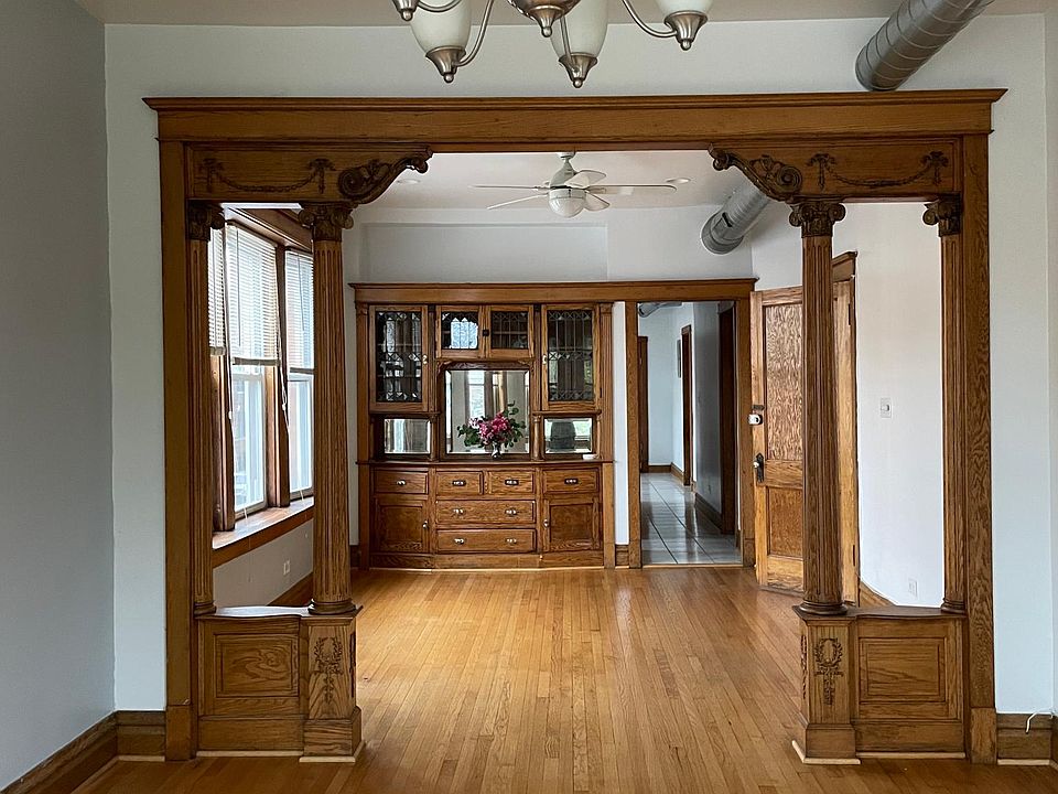 1st image of 1000 N Richmond St APT 2