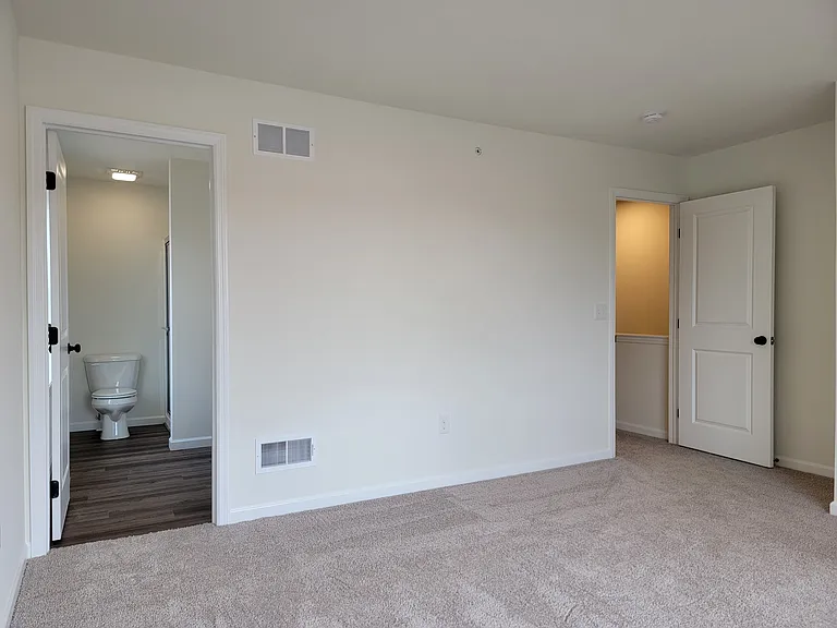 42 Old Stone Way — Photo 13