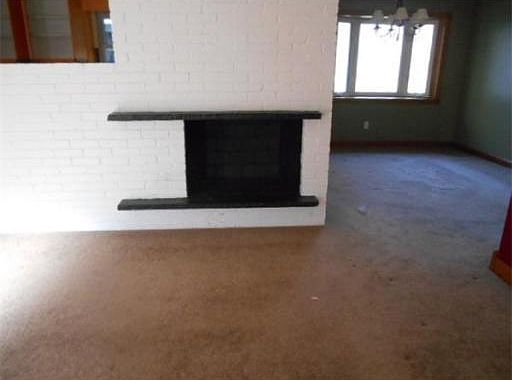 5th image of 708 E Ashland St
