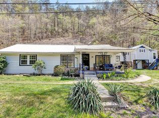 5215 Kanawha Trl, Covington, VA 24426