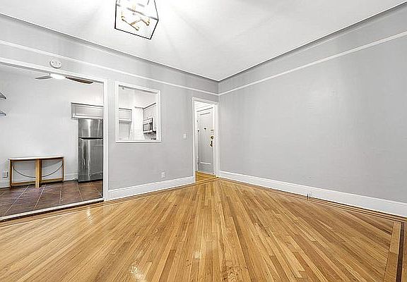 4th image of 83-09 Lefferts Blvd #5B