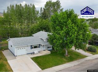335 Smith St, Lander, WY 82520