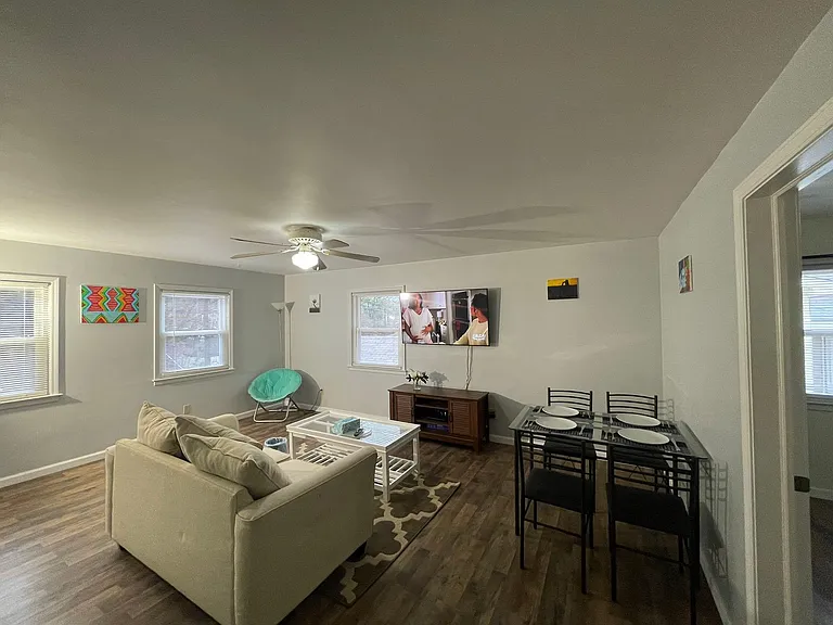 518 Nash St #5 — Photo 7