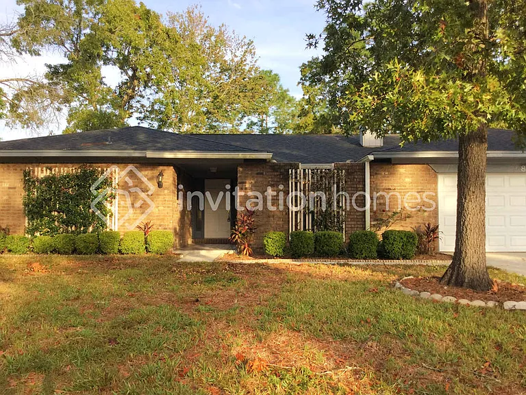 8438 Sand Point Dr W — Photo 1