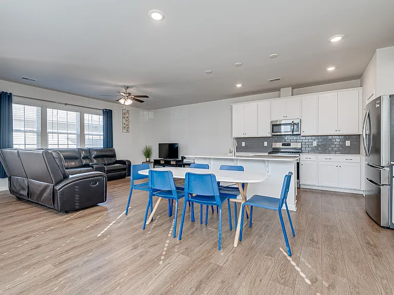 15776 Country House St #1 — Photo 10