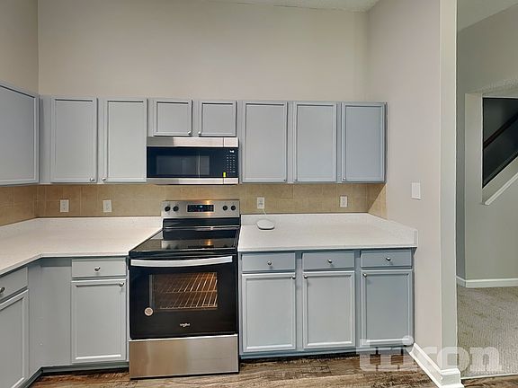 3rd image of 7117 Red Bud Cir