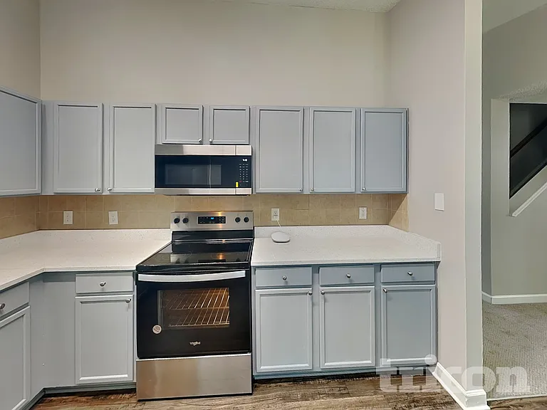 7117 Red Bud Cir — Photo 3