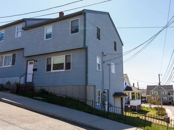 24 Mystic Ave, Gloucester, MA 01930