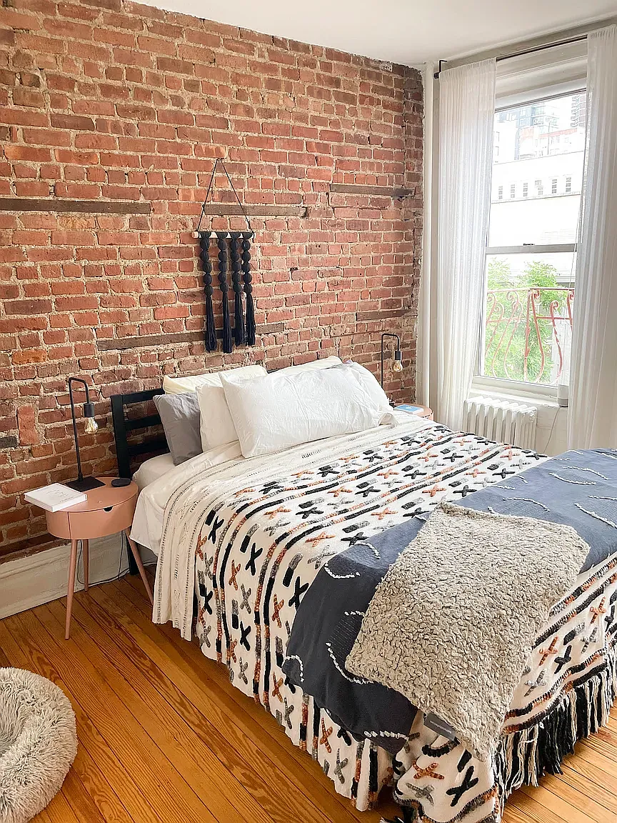 346 East 20th Street — Photo 1