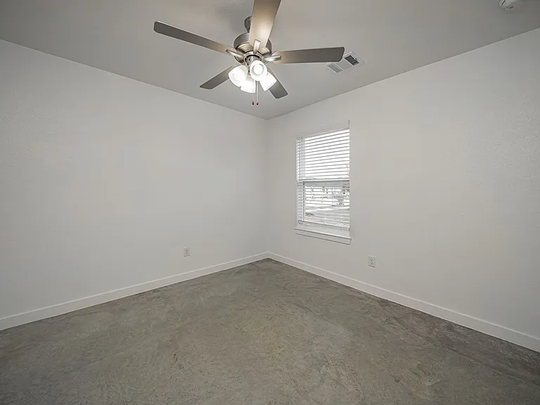 1250 Croft Ln — Photo 40