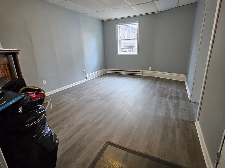 923 Chestnut St #2 — Photo 1