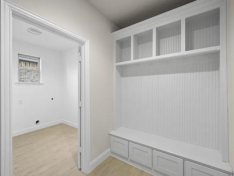 232 Restoration Ave — Photo 3