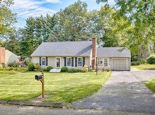 101 Ridge Rd, East Longmeadow, MA 01028