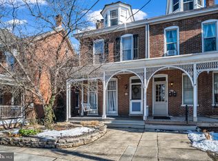 219 N College St, Carlisle, PA 17013