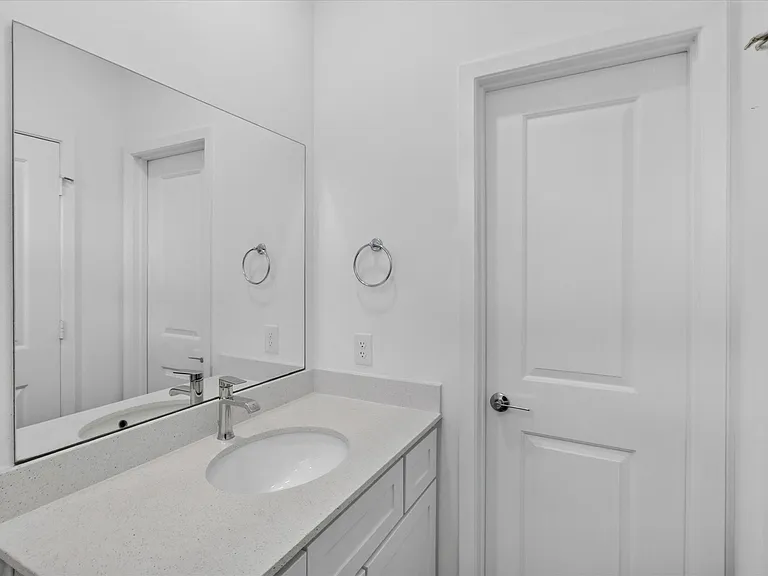 1526 Ojeman Rd #C — Photo 24