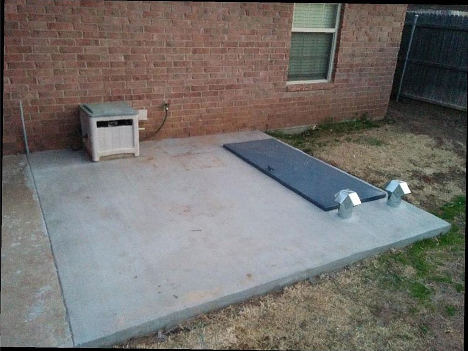 2nd image of 601 SW 159th St