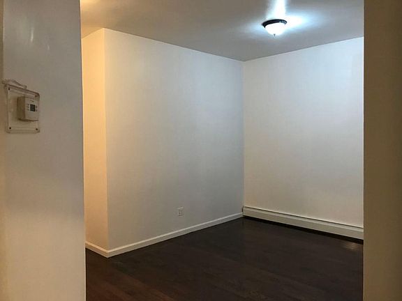 3rd image of 8612 75th St #1