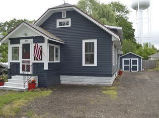 414 N Dean St, Centreville, MI 49032