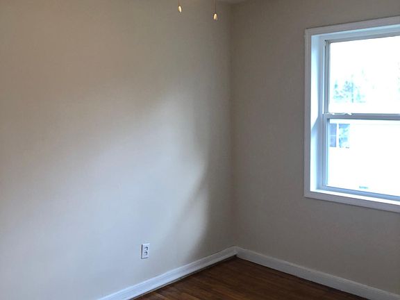 5th image of 104 Monticello Dr