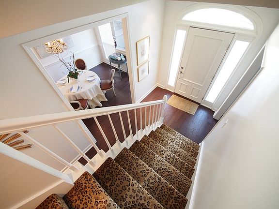 Front Door Entry/Dining