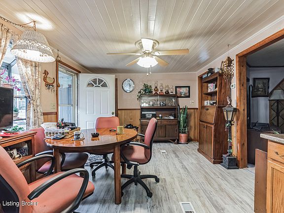 5th image of 109 Hilltop Dr