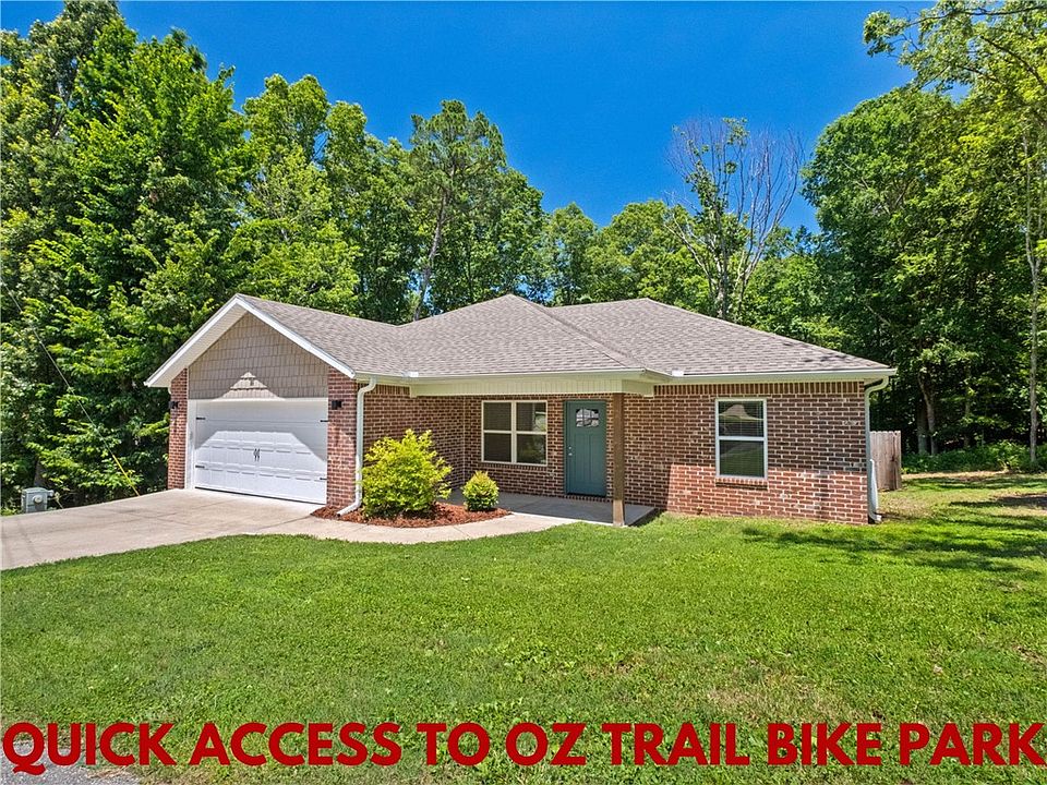 1st image of 11 Orleton Ln