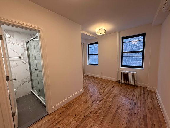 5th image of 647 Hudson St APT 3