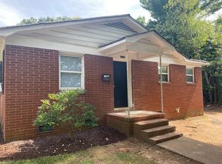 1318 Wicker Dr, Charlotte, NC 28210