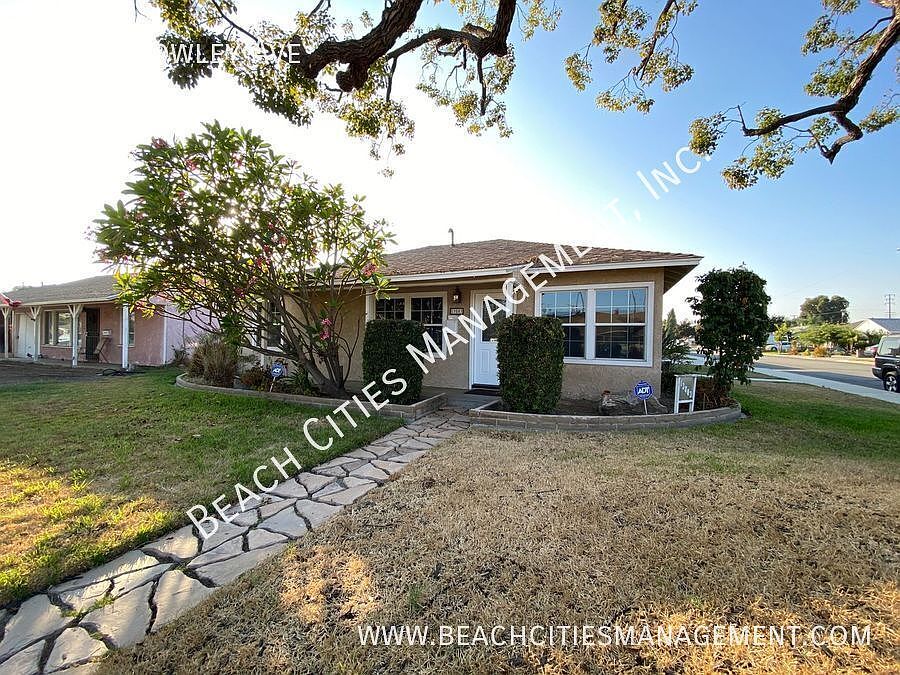1st image of 13803 Cowley Ave