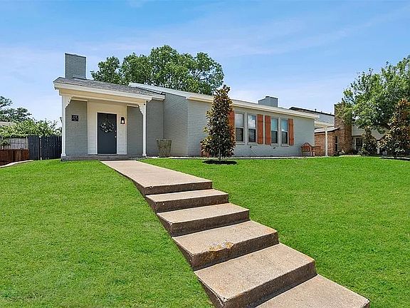 2nd image of 2708 Meadow Park Dr