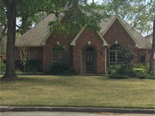 5803 Springton Ln, Spring, TX 77379