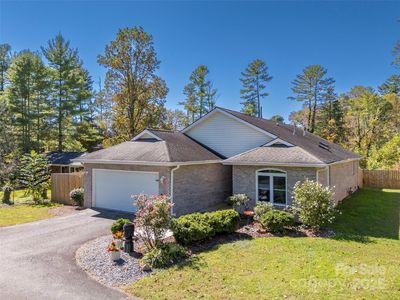949 Kanuga Rd, Hendersonville, NC, 28739