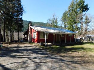 1740 Van Duzen Rd, Mad River, CA 95526