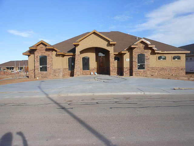 1st image of 3116 San Saba Dr