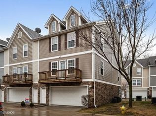 1112 Flagstone Ln, Pleasant Hill, IA 50327
