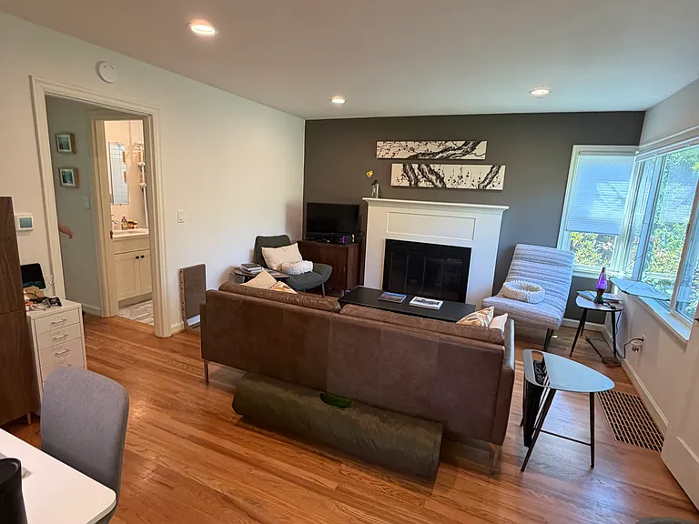 6244 37th Ave NE — Photo 10