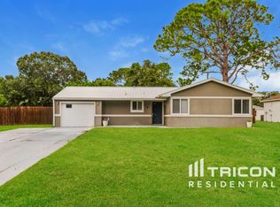 1040 Grapefruit Rd SE, Palm Bay, FL 32909
