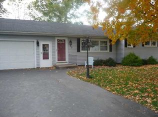 593 N Greece Rd, Hilton, NY 14468