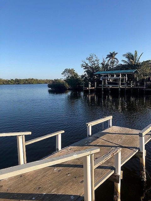 2nd image of 5223 Marina Dr