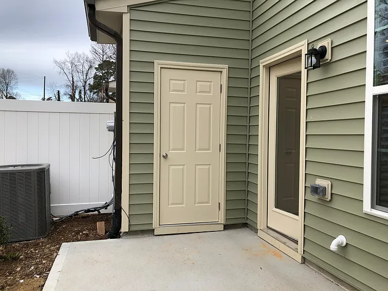 1307 Scholar Dr — Photo 12